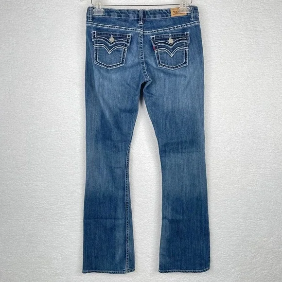 Levis Girls Boot Cut Jean Blue Medium Wash Adjustable Waist Size 16 REG 3040-588 - Picture 4 of 13